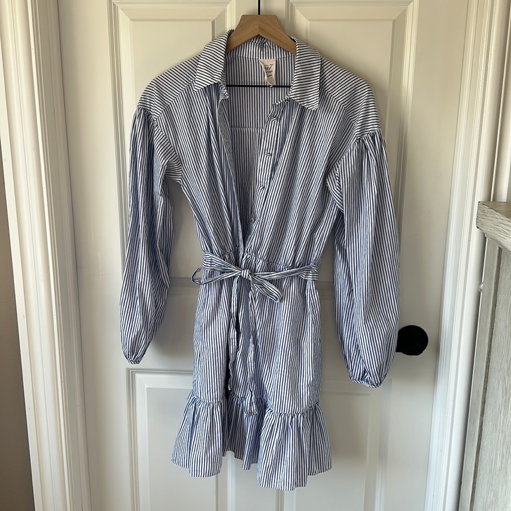 Cinq a Sept Blue Striped shirt dress - pristine condition. Only worn twice